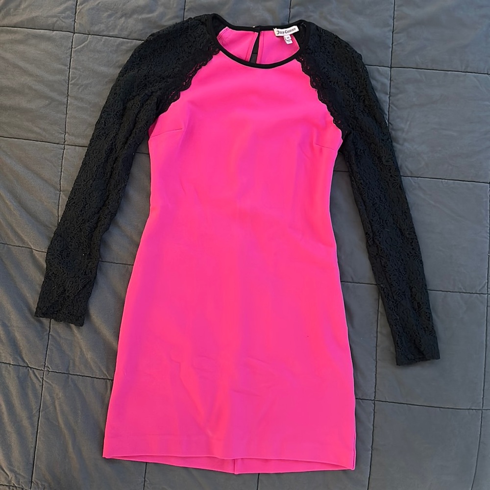 JUICY COUTURE XS PINK DRESS BLACK LACE SLEEVES